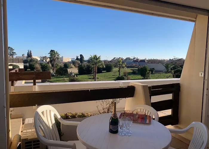 611 2 Pers Port Nature 6 Vue Jardin אגדה